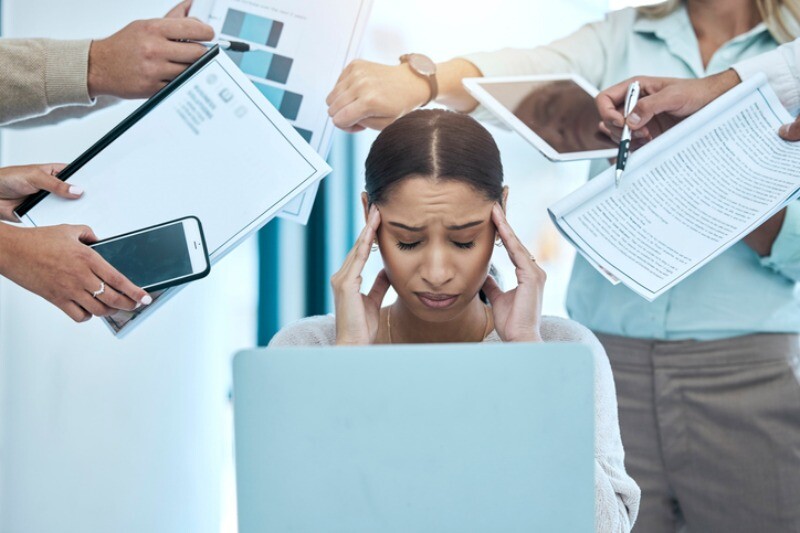 NR-1 em vigor: veja passos para empresas se adaptarem.